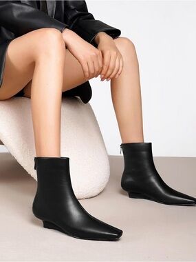 Beauty Cry Women's Booties size 9.5